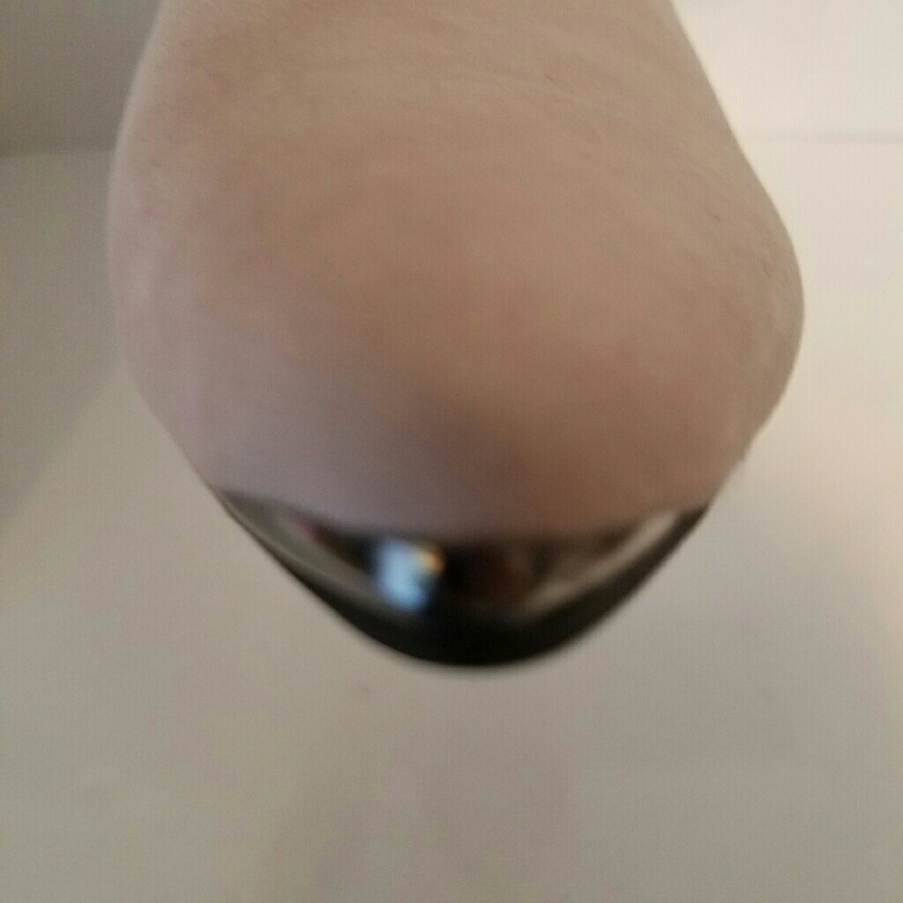 Shoes - Picture 4 of 6